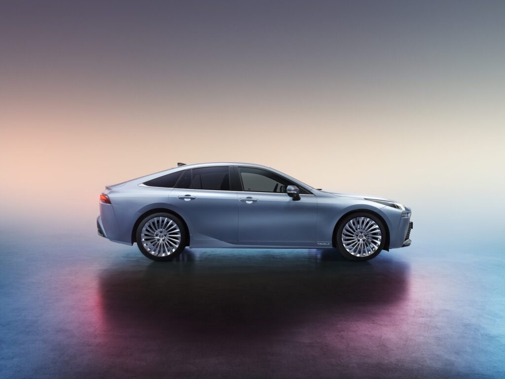 A side view of the Hydrogen Mirai